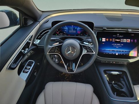 Certified 2025 Mercedes-Benz E 450 4MATIC Sedan image 18