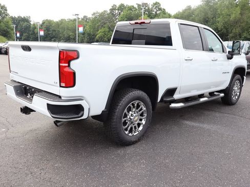 New 2026 Chevrolet Silverado 2500 LT w/ Z71 Chrome Sport Edition AWD/4WD image 24