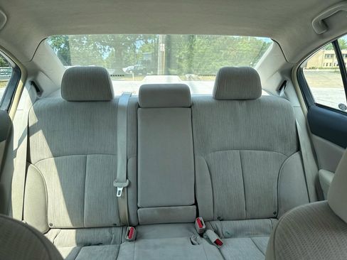 Used 2014 Subaru Legacy 2.5i Premium AWD/4WD image 15
