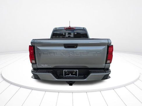 Used 2025 Chevrolet Colorado LT w/ LT Convenience Package image 5