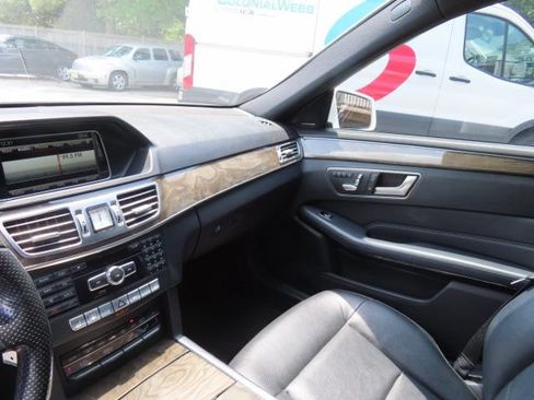 Used 2014 Mercedes-Benz E 350 Sedan image 22