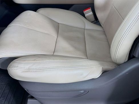 Used 2022 Lincoln Navigator Reserve AWD/4WD image 23