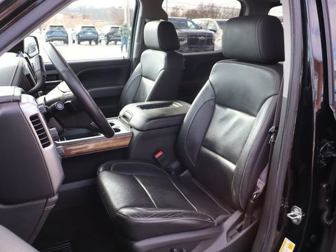 Used 2017 Chevrolet Silverado 1500 LTZ Z71 w/ LTZ Plus Package image 15