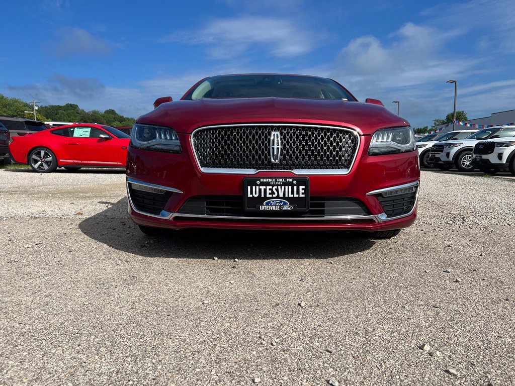 Used 2019 Lincoln MKZ Reserve w/ Reserve Plus Package FWD image 3