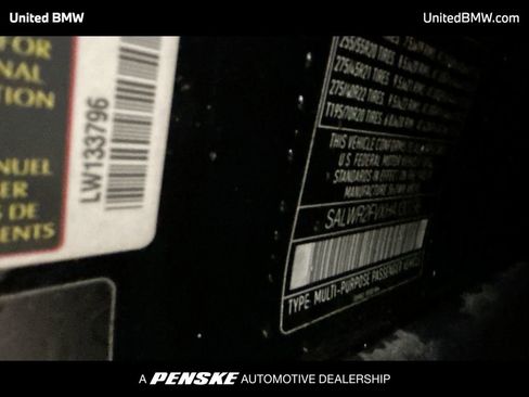 Used 2017 Land Rover Range Rover Sport HSE image 23