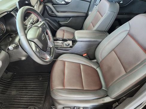 Used 2025 Chevrolet Blazer RS w/ Enhanced Convenience Package AWD/4WD image 8