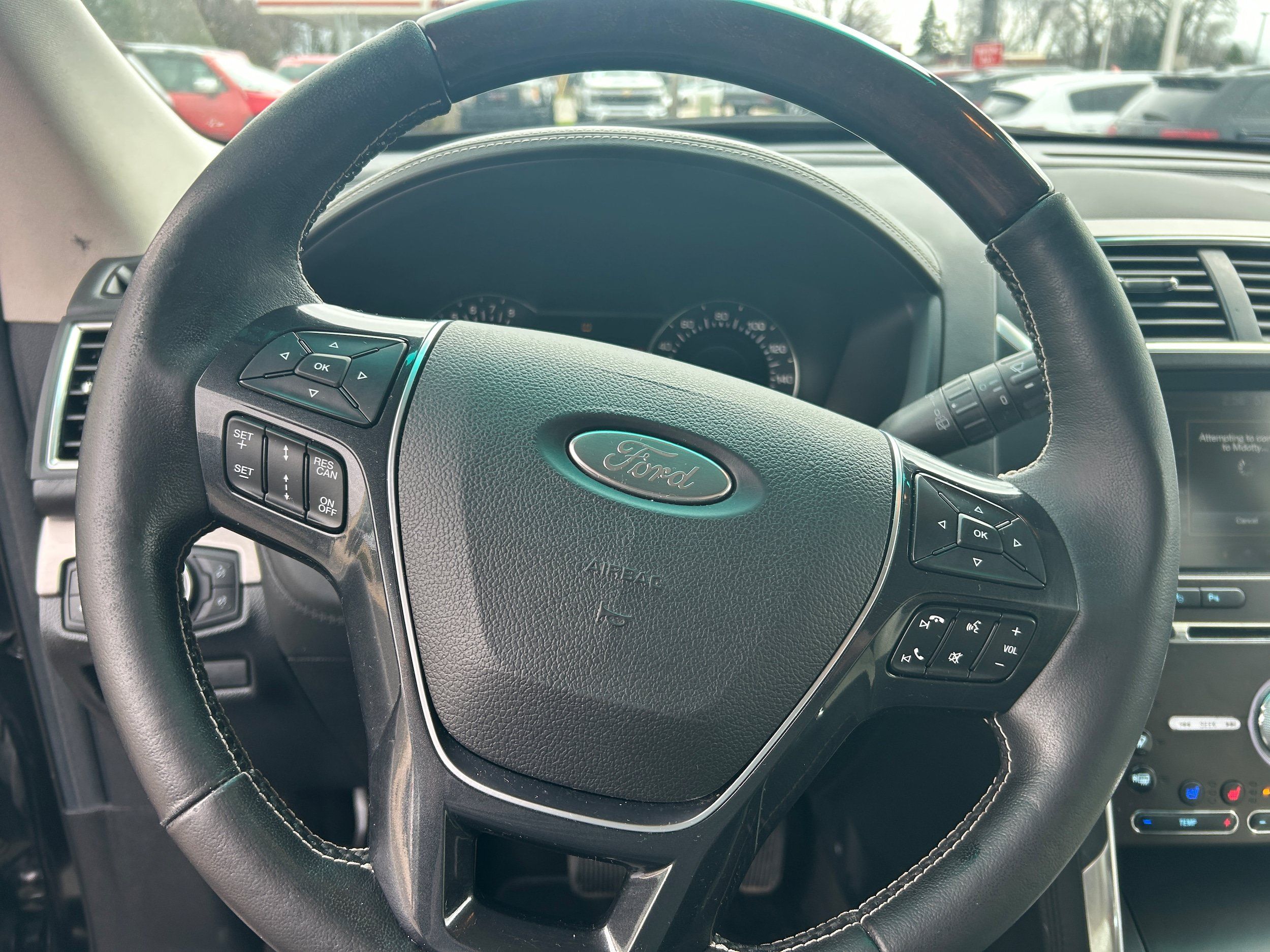 Used 2016 Ford Explorer Platinum AWD/4WD image 12