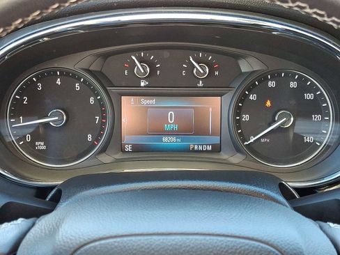 Used 2022 Buick Encore Preferred w/ Safety Package image 17