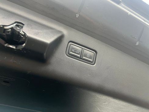 Used 2025 Hyundai Santa Fe SEL image 23