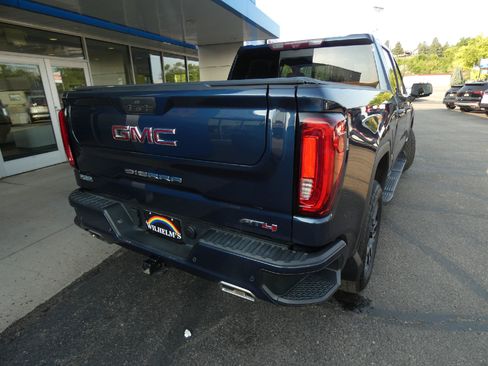 Certified 2020 GMC Sierra 1500 AT4 w/ AT4 Premium Package AWD/4WD image 3