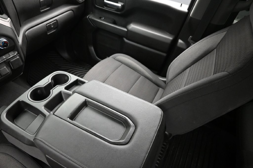 Used 2025 Chevrolet Silverado 2500 Custom AWD/4WD image 15