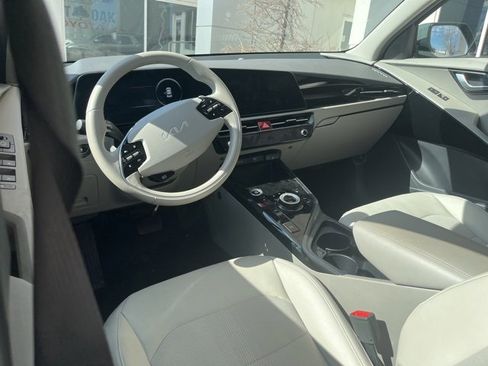 Used 2023 Kia Niro Wind image 11