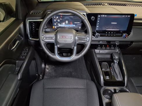 New 2026 GMC Canyon Elevation RWD image 13