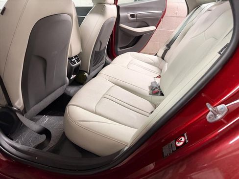 Used 2023 Hyundai Sonata Limited image 12