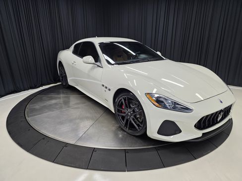 Used 2018 Maserati GranTurismo Sport image 14