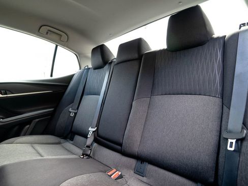 Used 2025 Toyota Camry LE image 33