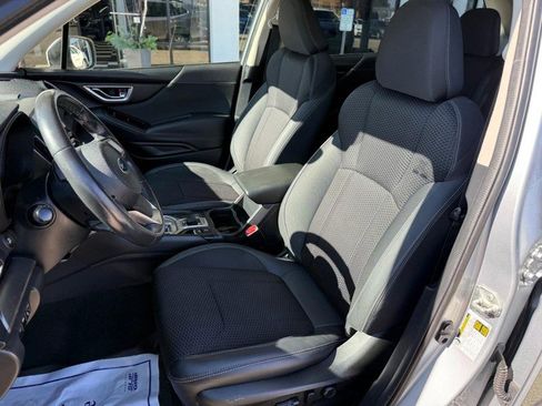 Used 2021 Subaru Forester Premium w/ Popular Package #1 AWD/4WD image 9