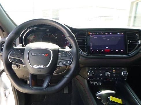 Used 2025 Dodge Durango GT AWD/4WD image 12