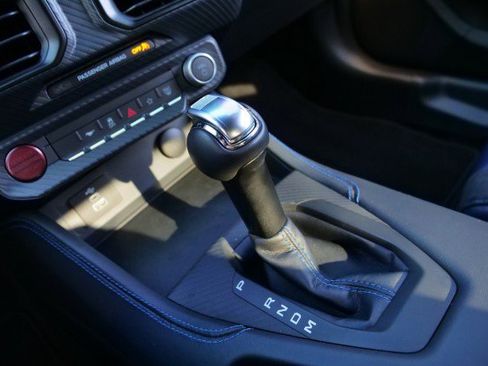 Used 2025 Ford Mustang Dark Horse image 19