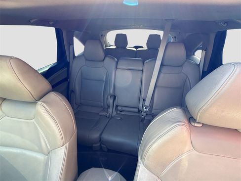 Used 2020 Acura MDX SH-AWD image 23