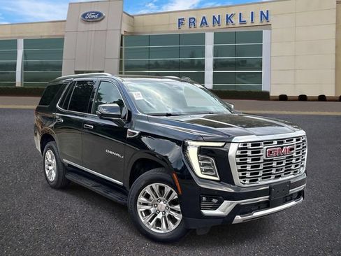 Used 2025 GMC Yukon Denali AWD/4WD image 1