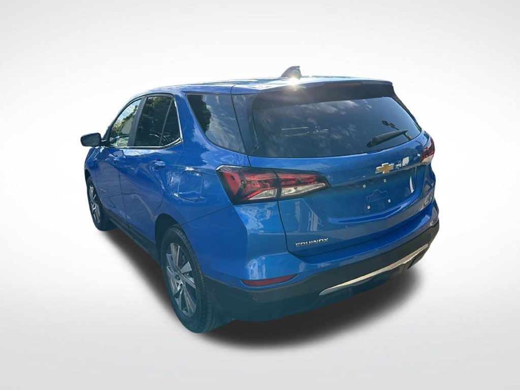 Used 2024 Chevrolet Equinox LT AWD/4WD image 3