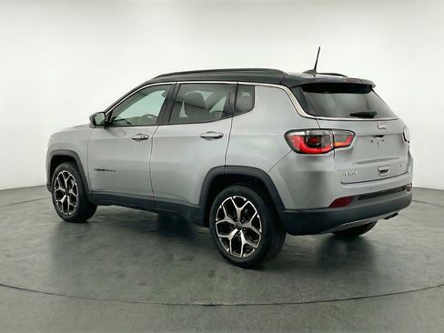 Used 2025 Jeep Compass Limited AWD/4WD image 6