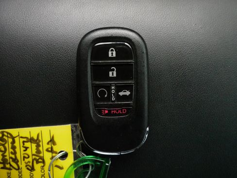 Used 2023 Honda Accord Sport image 31