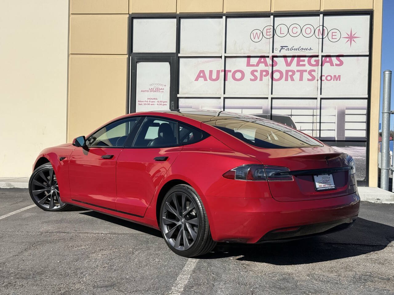 Used 2020 Tesla Model S Long Range Plus AWD/4WD image 9