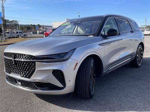 Used 2024 Lincoln Nautilus Black Label image 7