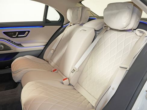Certified 2025 Mercedes-Benz S 580 4MATIC Sedan image 34