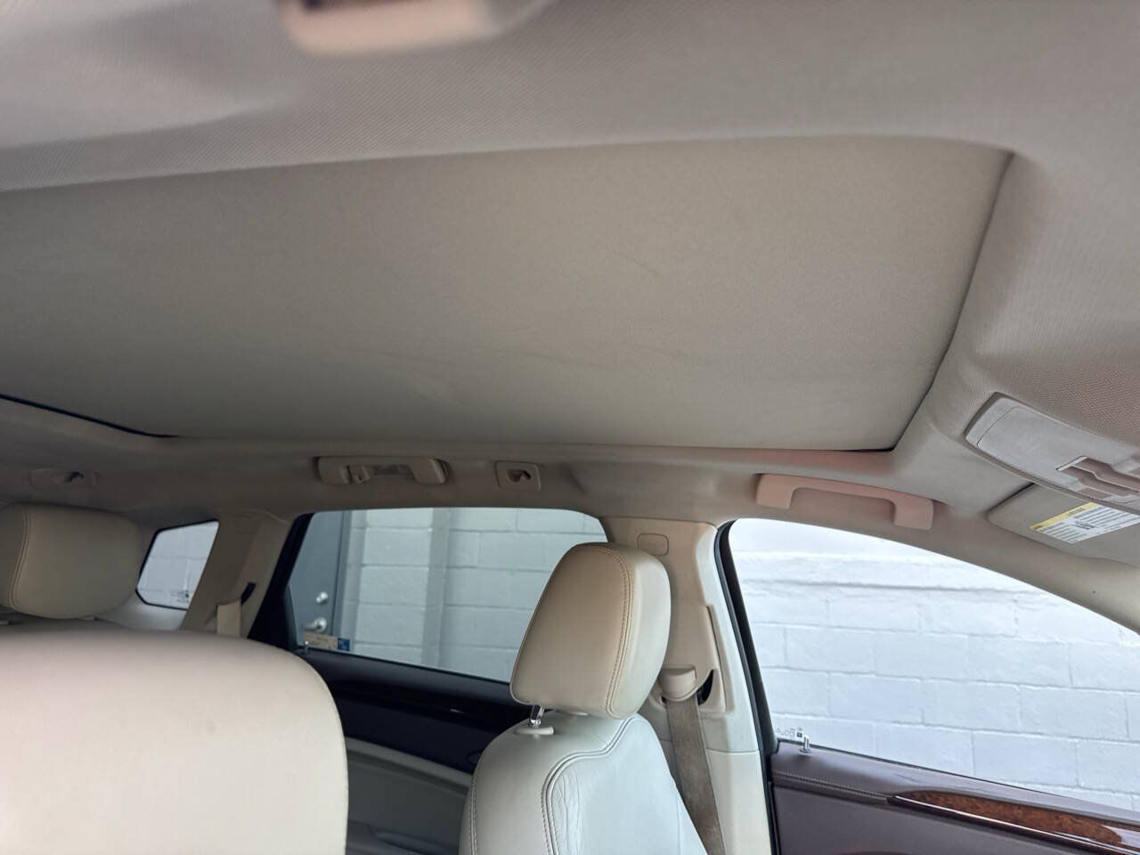 Used 2011 Cadillac SRX Luxury AWD/4WD image 27
