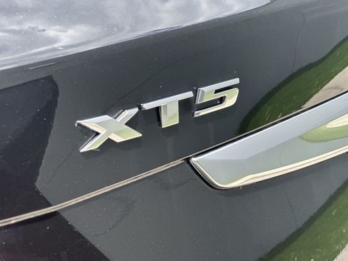 Used 2024 Cadillac XT5 Premium Luxury FWD image 16