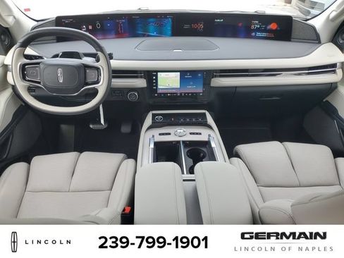 New 2026 Lincoln Navigator L Reserve AWD/4WD image 17