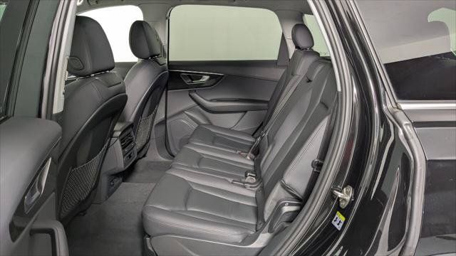 Used 2023 Audi Q7 3.0T Premium AWD/4WD image 16
