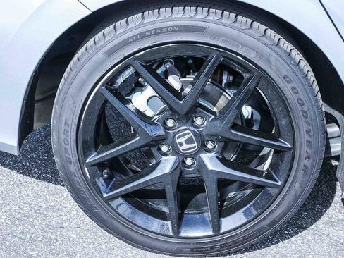 Certified 2024 Honda Civic Sport image 12