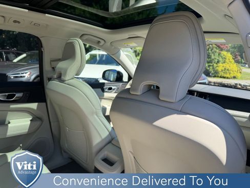 Certified 2024 Volvo XC60 T8 Ultimate w/ Protection Package Premier image 27