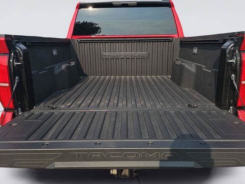 Used 2026 Toyota Tacoma SR5 AWD/4WD image 24