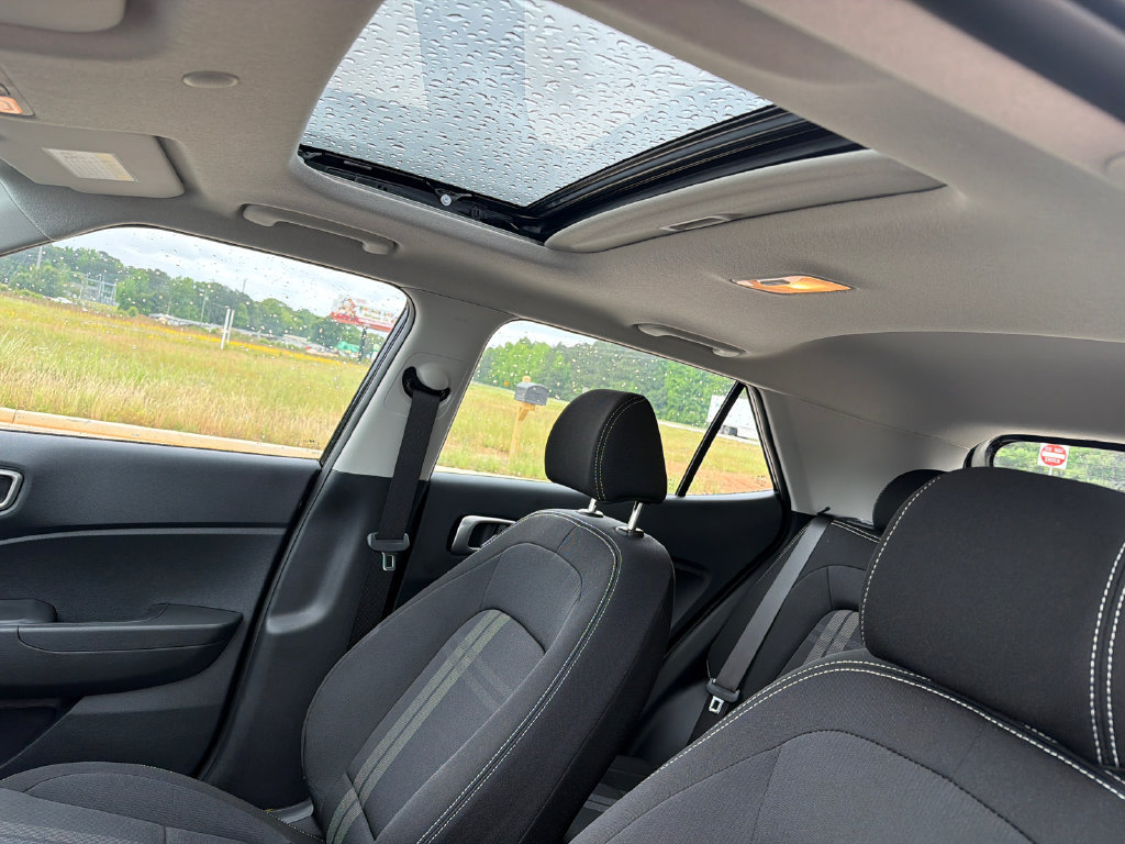New 2026 Hyundai Venue SEL FWD image 34