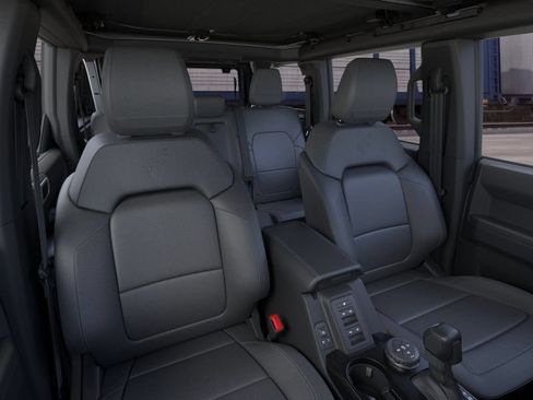New 2026 Ford Bronco Outer Banks AWD/4WD image 11