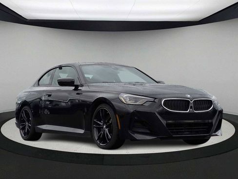 Used 2022 BMW 230i Coupe w/ Premium Package image 2