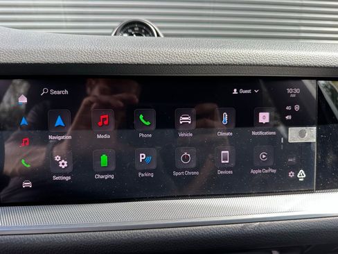 Used 2025 Porsche Cayenne E-Hybrid image 27