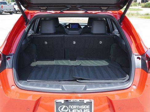 Certified 2025 Lexus UX 300h FWD w/ Accessory Package (Z1) image 37