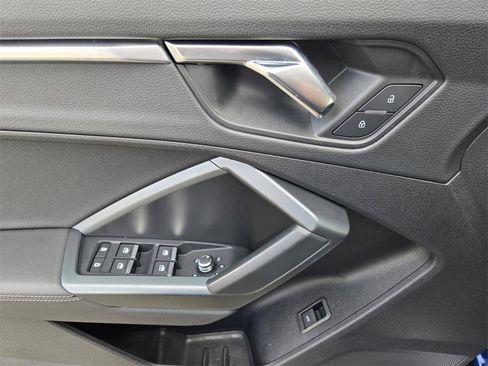 Used 2021 Audi Q3 2.0T Premium w/ Convenience Package image 18