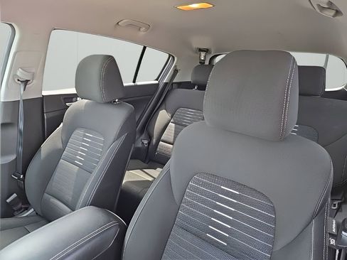 Used 2021 Kia Sportage LX w/ LX AWD Popular Package image 10