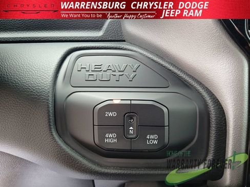 New 2026 RAM 2500 Big Horn AWD/4WD image 28