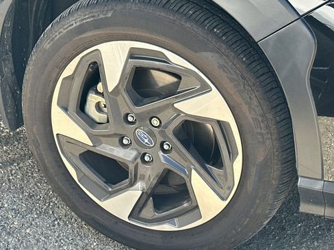 Used 2025 Subaru Crosstrek 2.5i Limited w/ Crosstrek Mirror Package image 4