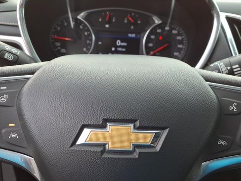 Used 2020 Chevrolet Equinox Premier image 14