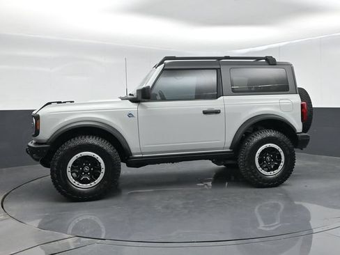 Certified 2021 Ford Bronco Black Diamond w/ Sasquatch Package AWD/4WD image 5