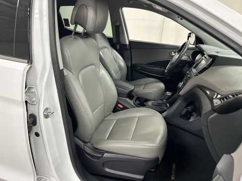 Used 2017 Hyundai Santa Fe Sport w/ 2.4L Value Package 06 AWD/4WD image 22